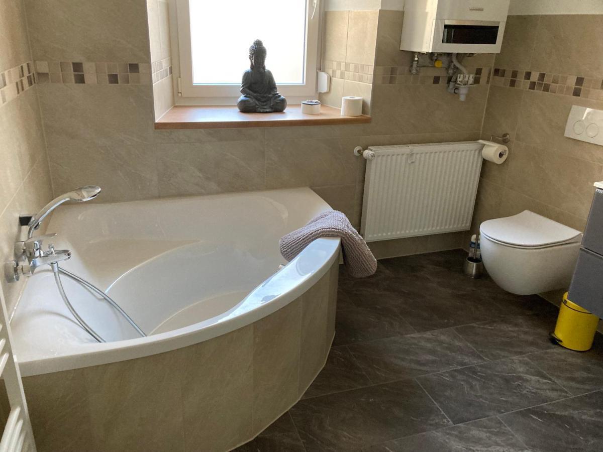 Traumzeit Appartement Verbandsgemeinde Verbandsgemeinde Bernkastel-Kues Buitenkant foto
